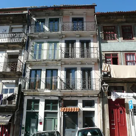Apartment Downtown Taipas *